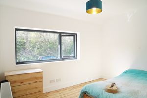 Bedroom- click for photo gallery